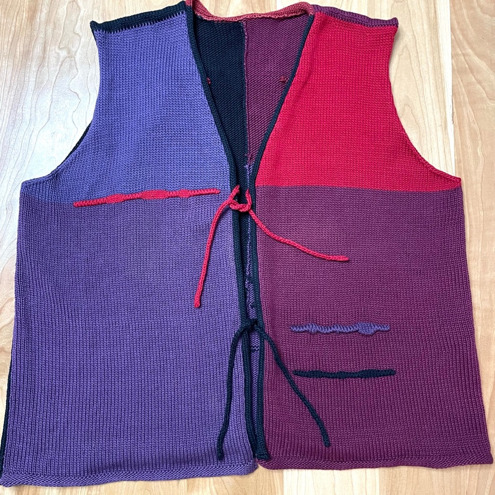 Kaoru Izushi Knit Designs One Size Hand Knit Artist Multicolor Color Block